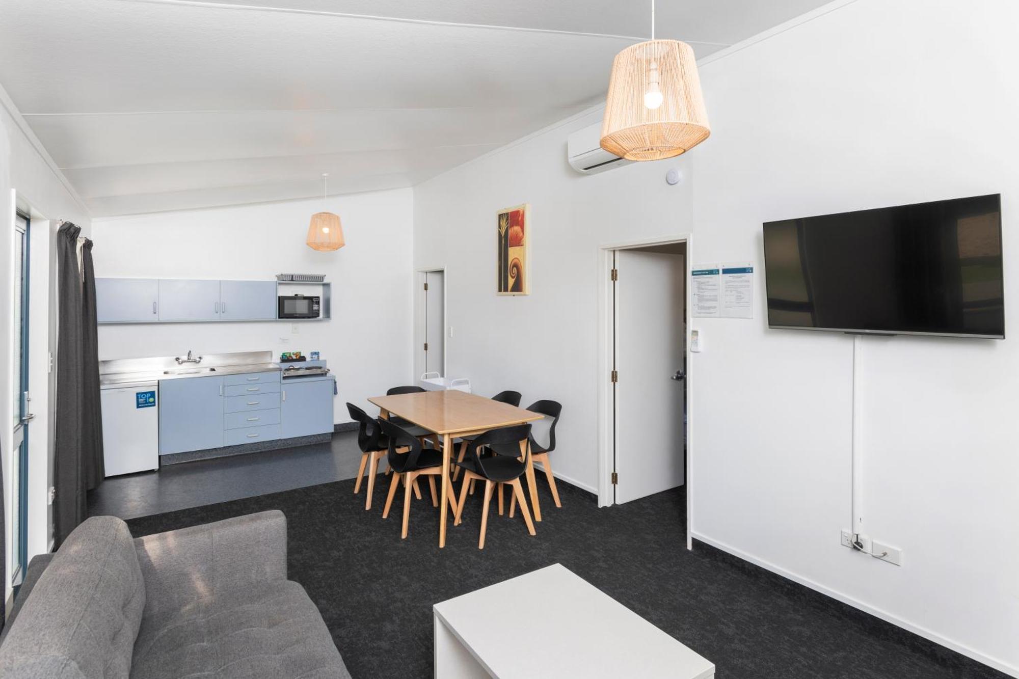 Waikanae Beach Top 10 Holiday Park Gisborne Extérieur photo