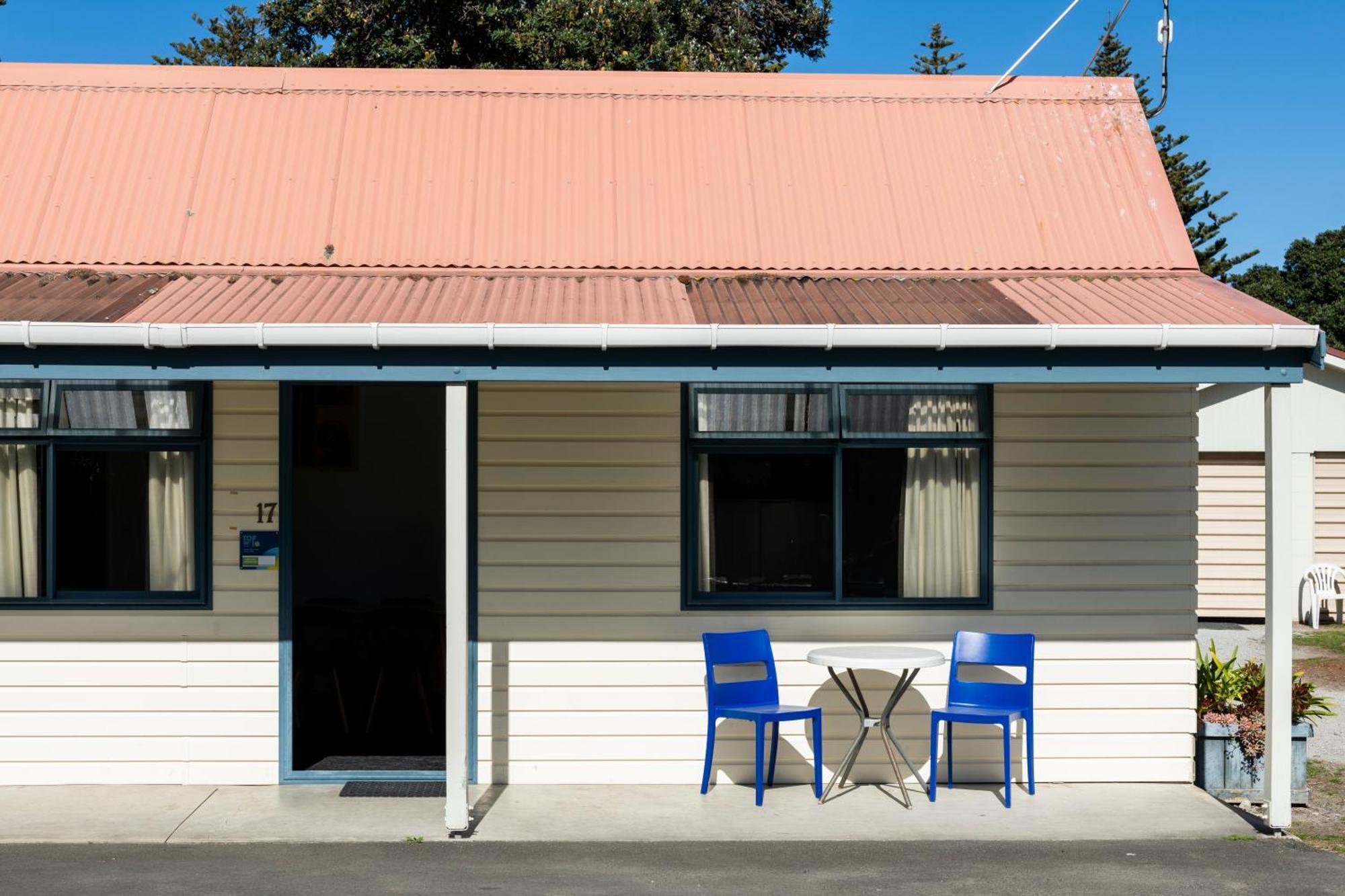 Waikanae Beach Top 10 Holiday Park Gisborne Extérieur photo