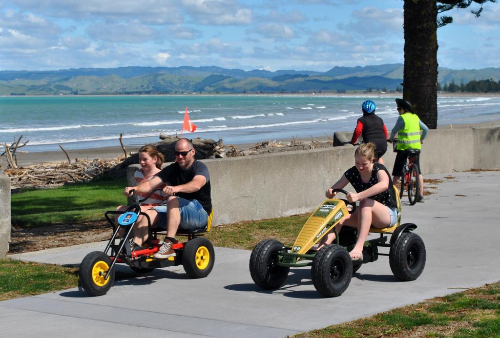 Waikanae Beach Top 10 Holiday Park Gisborne Extérieur photo