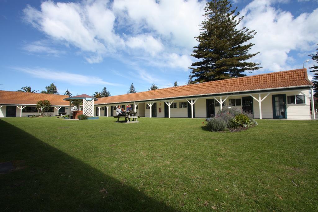 Waikanae Beach Top 10 Holiday Park Gisborne Chambre photo