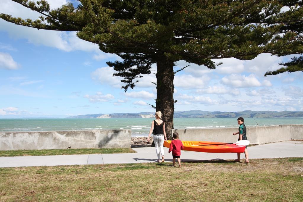 Waikanae Beach Top 10 Holiday Park Gisborne Extérieur photo