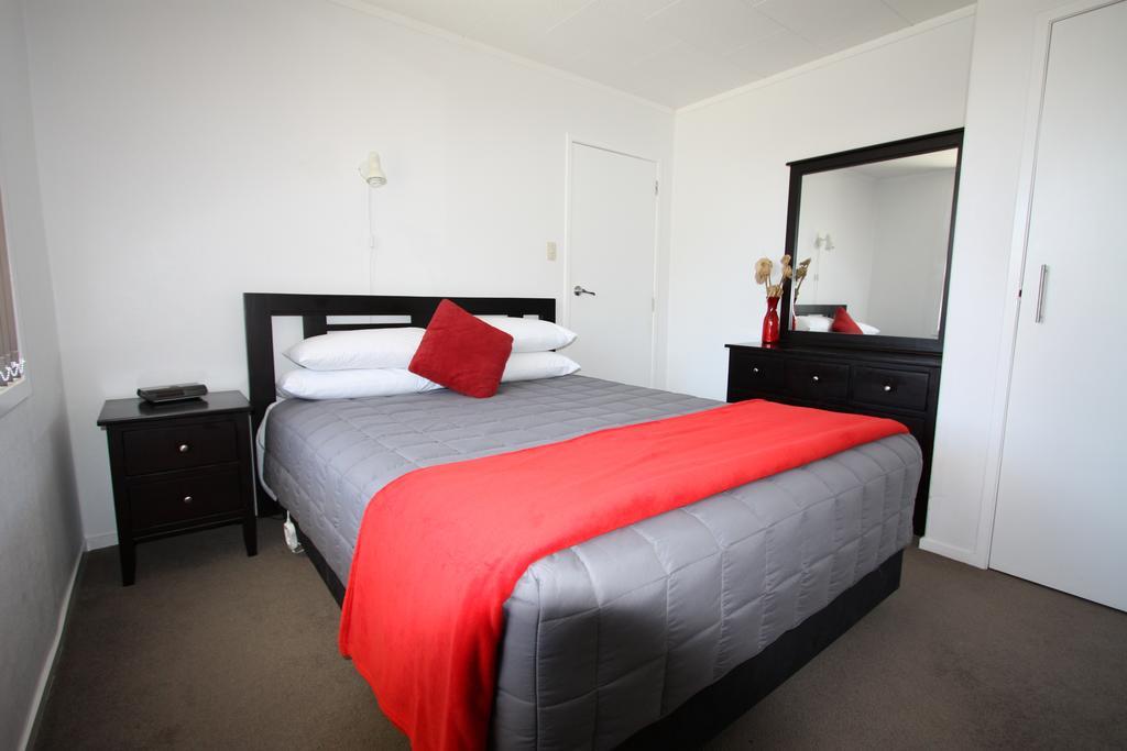Waikanae Beach Top 10 Holiday Park Gisborne Chambre photo